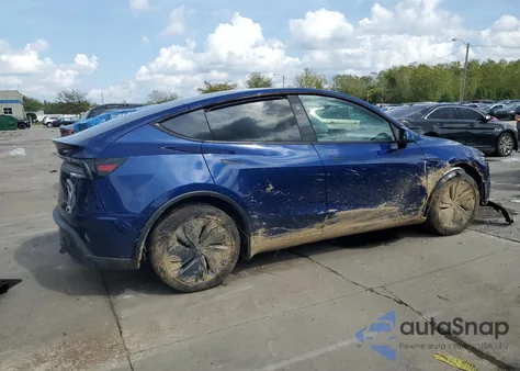 2026 Tesla Model Y из США, поврежденный, VIN 7SAYGDEE8TA432965